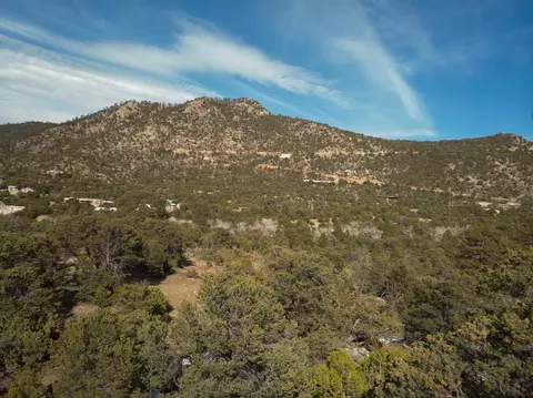 28 And 29 Sena Ln #LOT 4 AND 5, Santa Fe, NM 87505