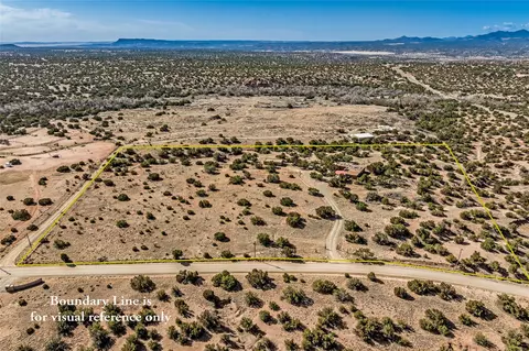 14 E San Marcos, Santa Fe, NM 87508