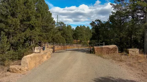 43 Silver Feather Trl, Pecos, NM 87552