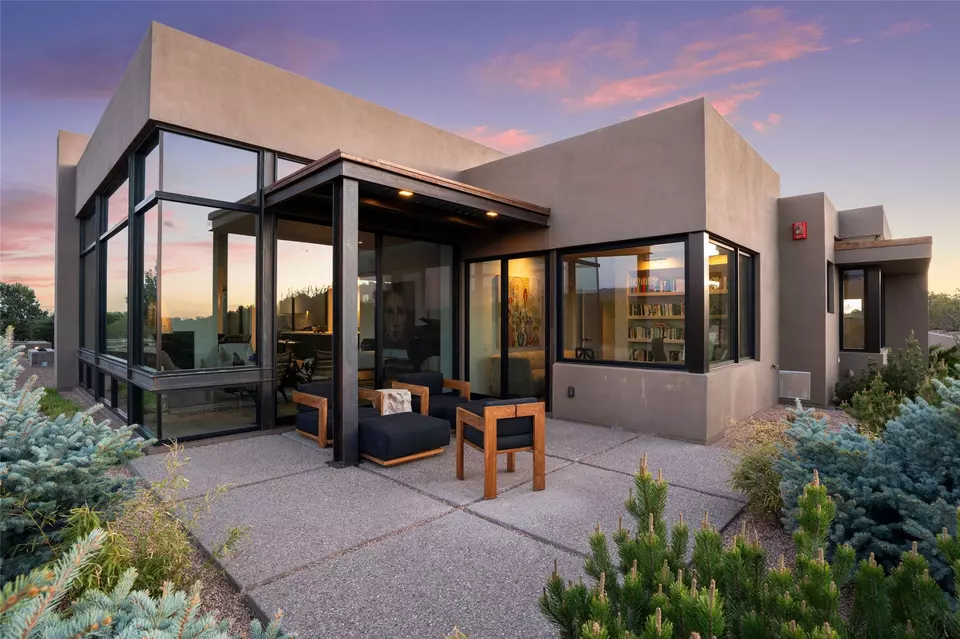 Exterior - 2916 Aspen Vw, Santa Fe, NM 87506 photo 4 of 5