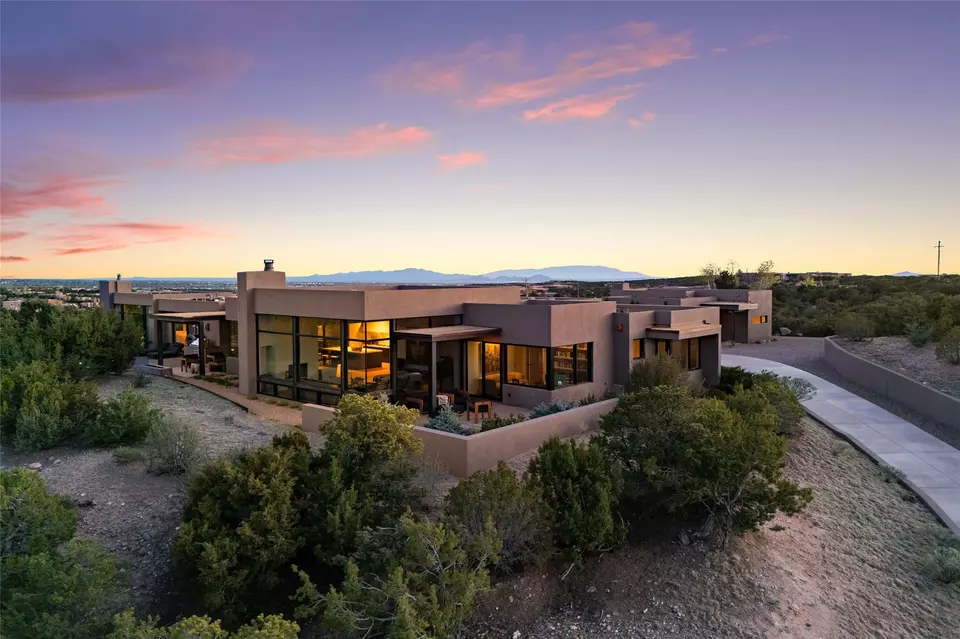 Exterior - 2916 Aspen Vw, Santa Fe, NM 87506 photo 5 of 5