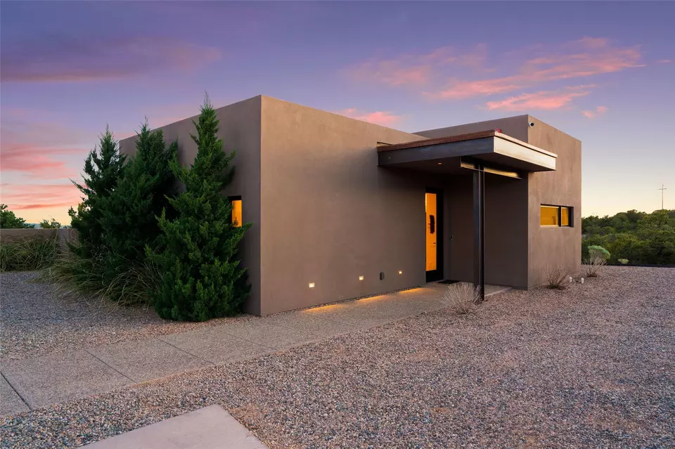 Exterior - 2916 Aspen Vw, Santa Fe, NM 87506 photo 2 of 5