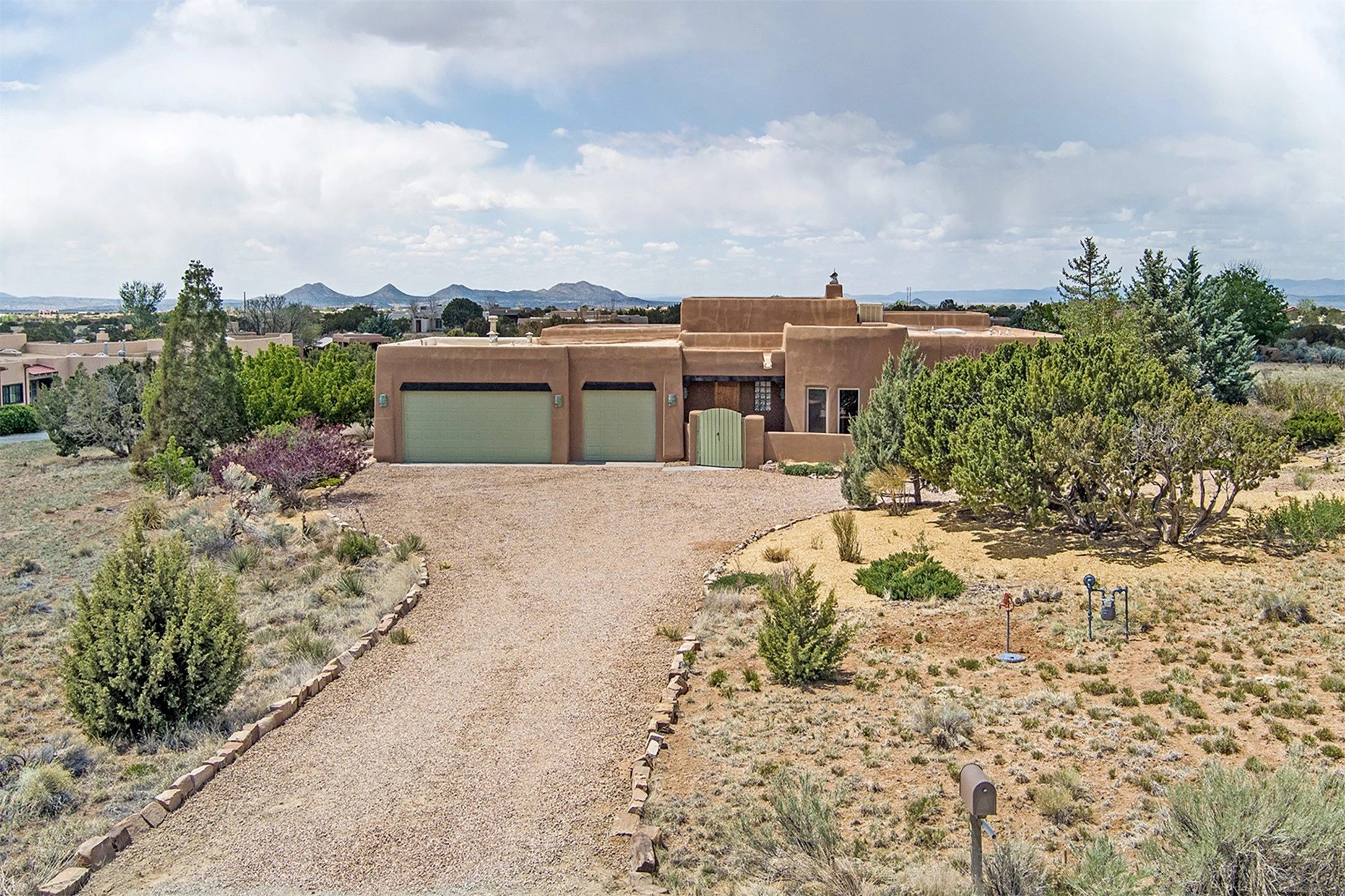 6 Chapala Rd, Santa Fe, NM 87508 | 37 Photos - Movoto