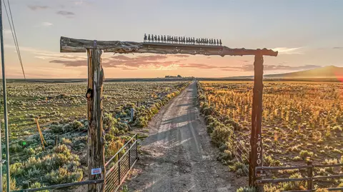24070 W Us-64, El Prado, NM 87529
