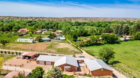 2 Short Rd, Santa Fe, NM 87506