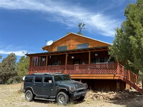 33 Buck Dr, Los Ojos, NM 87551