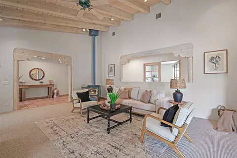 5 Vereda Corta, Santa Fe, NM 87507