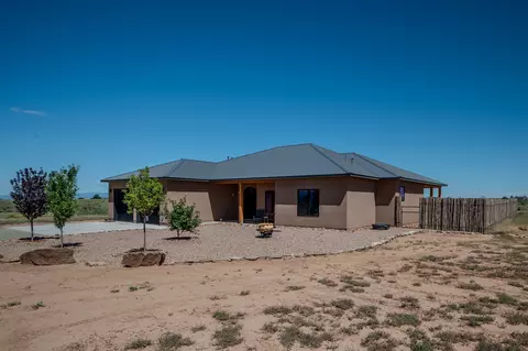 157 Calle Galisteo, Santa Fe, NM 87508