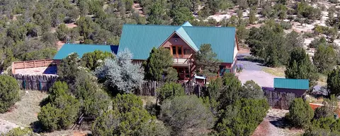 29 Rocky Blfs, Ilfeld, NM 87538