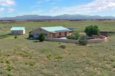 152 Turquoise Trail Ct, Santa Fe, NM 87508