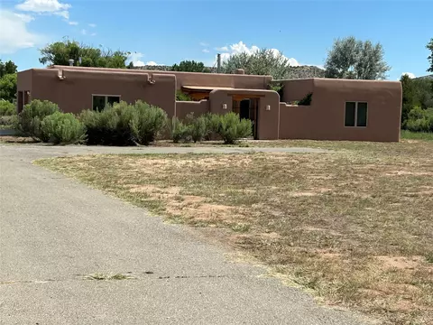 22 Private Drive 1680, Abiquiu, NM 87510