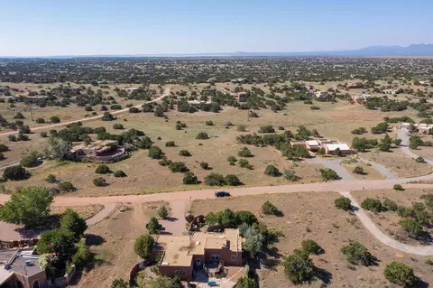5 Dovela Pl, Santa Fe, NM 87508