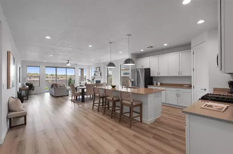 79 Cadena Loop, White Rock, NM 87547