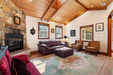 3 Vista Lagunitas, Santa Fe, NM 87507
