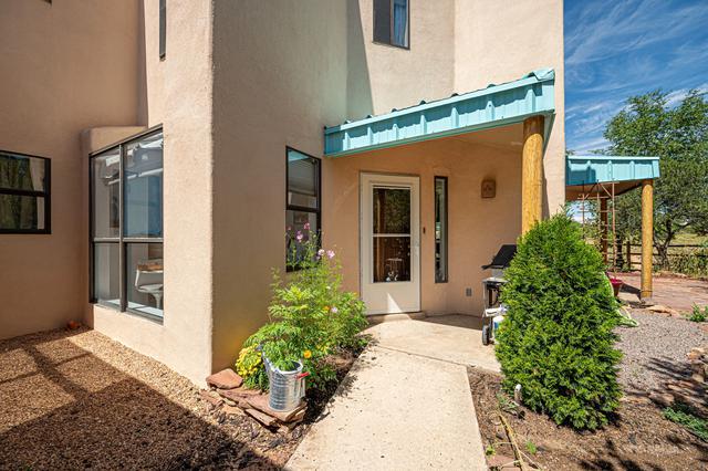 2963 Camino Piedra Lumbre, Santa Fe, NM 87505 | MLS# 202504128 | 16