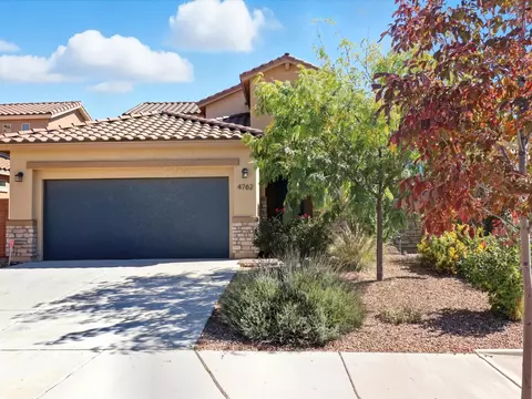 4762 Viento Del Norte, Santa Fe, NM 87507