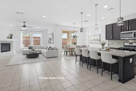 4762 Viento Del Norte, Santa Fe, NM 87507