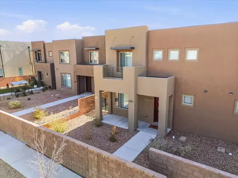 5321 Chicoma, Santa Fe, NM 87507