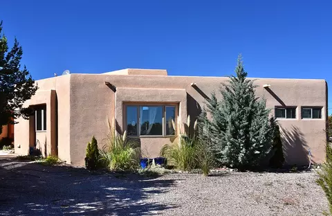 5902 Koorani St, Cochiti Lake, NM 87083