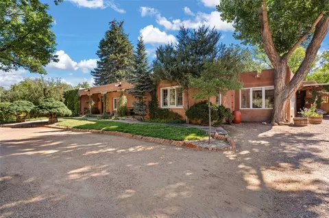 630 E Alameda And 651 Canyon Road Apt A B C E F G I Rd #A, B, C, E, F, G & I, Santa Fe, NM 87501