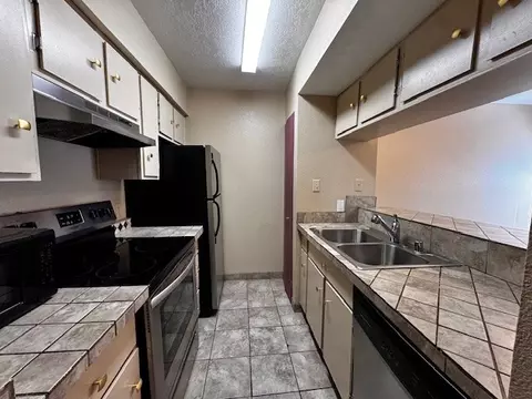 941 Calle Mejia #108, Santa Fe, NM 87501