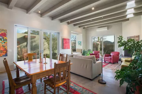 1291 Cerro Gordo Rd, Santa Fe, NM 87501