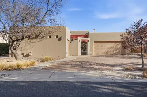 500 Laguna Seca Ln NW, Albuquerque, NM 87104