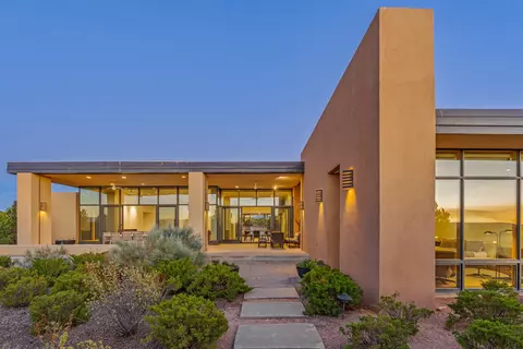 26 Bishops Dome Rd, Santa Fe, NM 87506