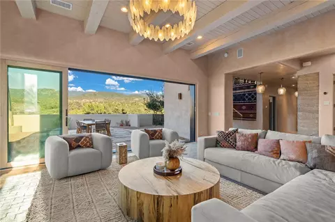 23 Lavadero Rd, Santa Fe, NM 87506