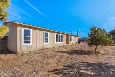 16 Avenida Angeles, Santa Fe, NM 87507
