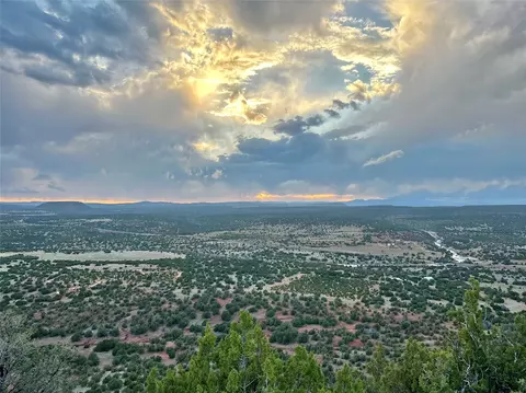 988 Us 84, Las Vegas, NM 87701
