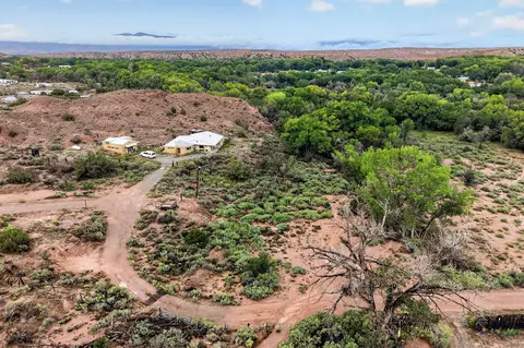 100 County Road 97, Chimayo, NM 87522