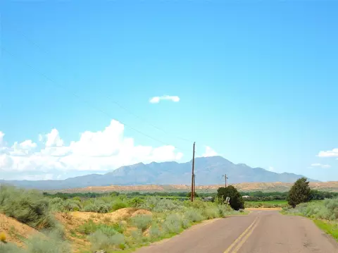 81 Wallner Dr, Other, NM 87062
