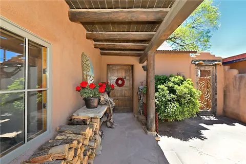 227 Rodriguez, Santa Fe, NM 87501