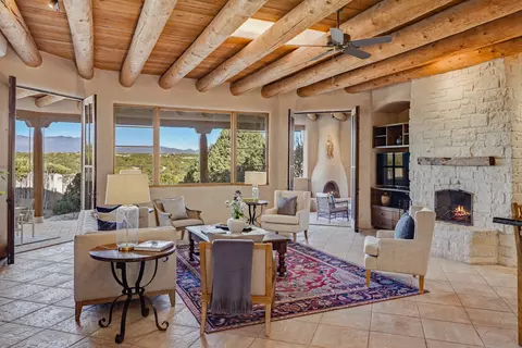 54 La Serena Trl, Santa Fe, NM 87506