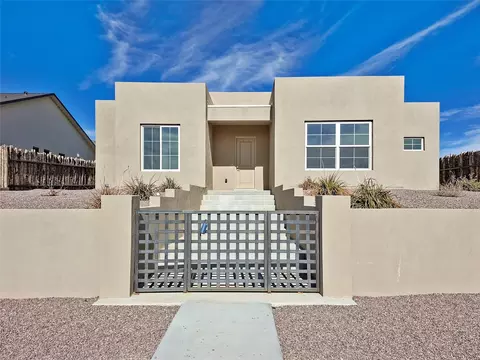 21 Flower Garland, Santa Fe, NM 87508