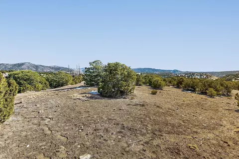 487 Nm-592 #LOT 2, Santa Fe, NM 87506