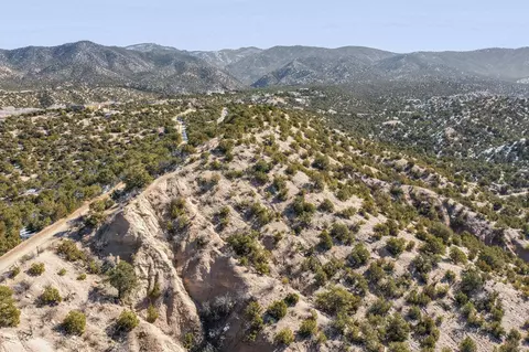 487 Nm-592 #LOT 3, Santa Fe, NM 87506