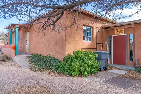 400 Brunn School Rd, Santa Fe, NM 87505