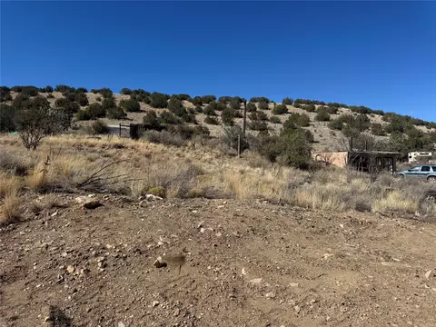 2805 State Hwy 14, Cerrillos, NM 87010