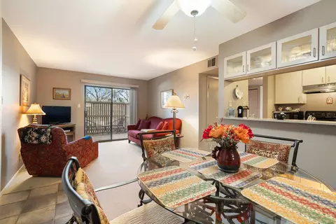 941 Calle Mejia #201, Santa Fe, NM 87501
