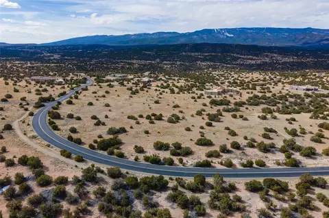 81 Turquoise Dr, Sandia Park, NM 87047