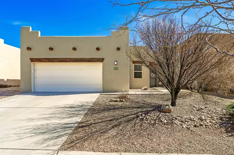 4233 Luz De Estrella, Santa Fe, NM 87507