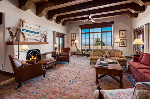 95 Lodge Trl, Santa Fe, NM 87506