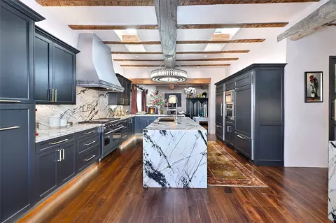 26 Estates Dr, Santa Fe, NM 87506