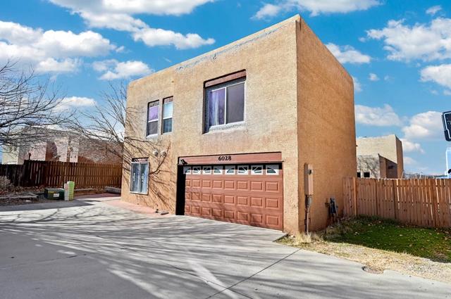 6028 Monte Azul Pl, Santa Fe, NM 87507