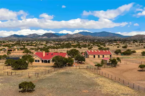 133 Jacinto Rd, Santa Fe, NM 87508
