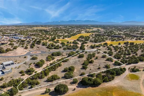 10 Deer Stalker # A, Santa Fe, NM 87506