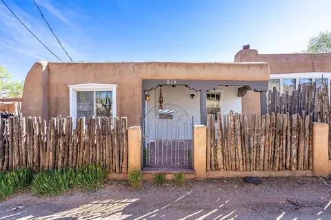 519 Douglas St, Santa Fe, NM 87505