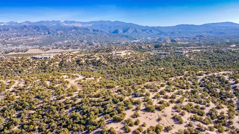 126 Sendero Encanto, Santa Fe, NM 87506